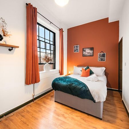 Spacious Birmingham City Apartment Eksteriør billede