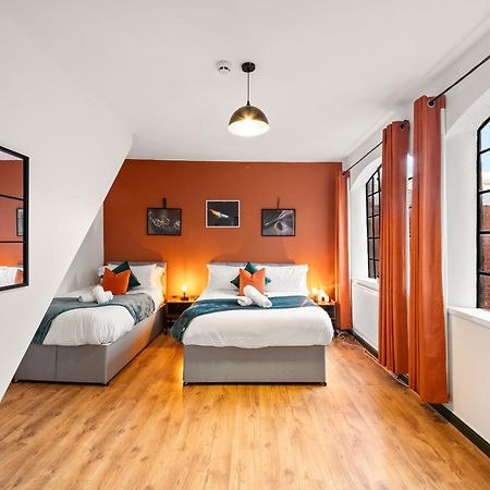 Spacious Birmingham City Apartment Eksteriør billede