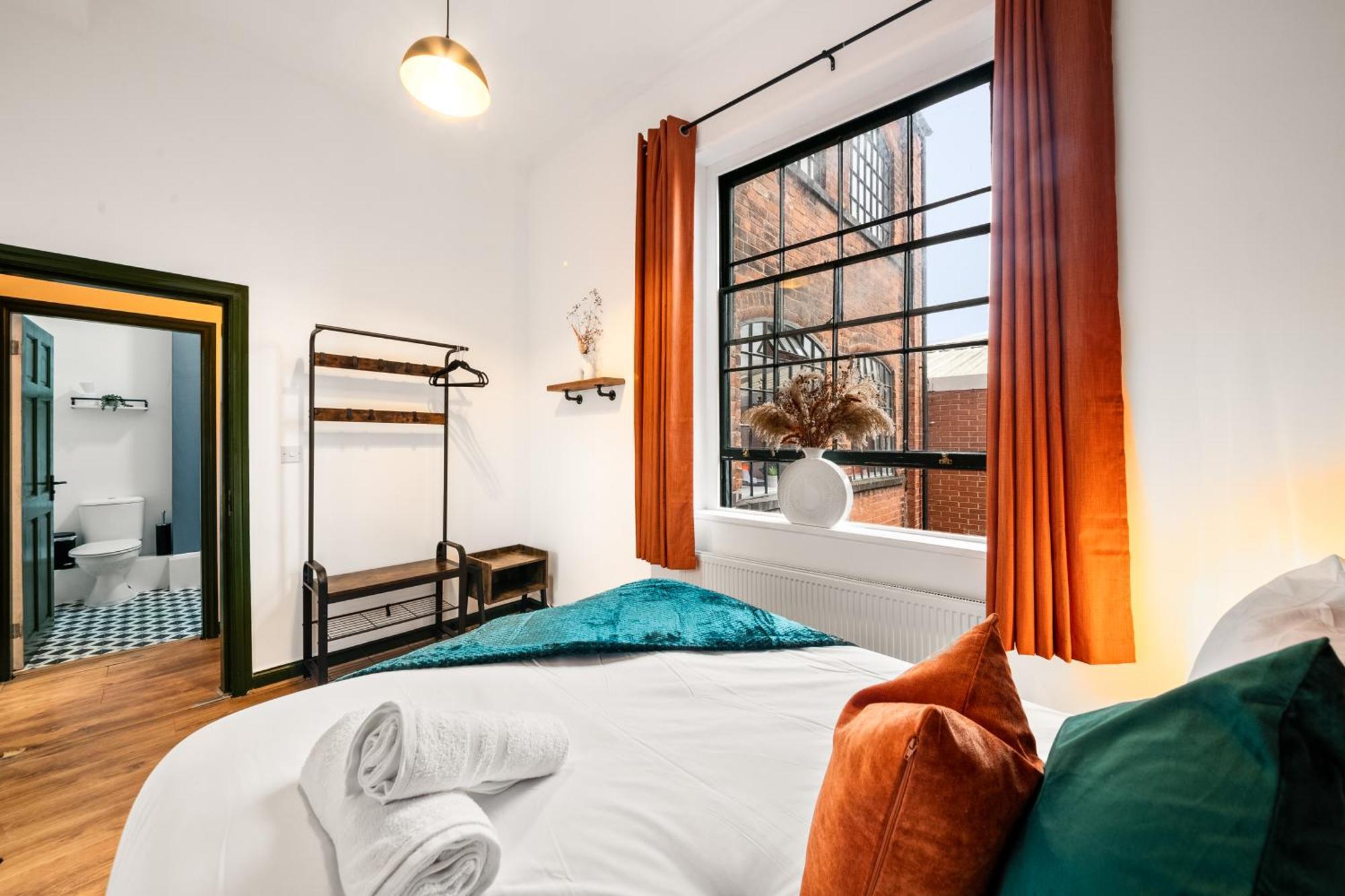 Spacious Birmingham City Apartment Eksteriør billede