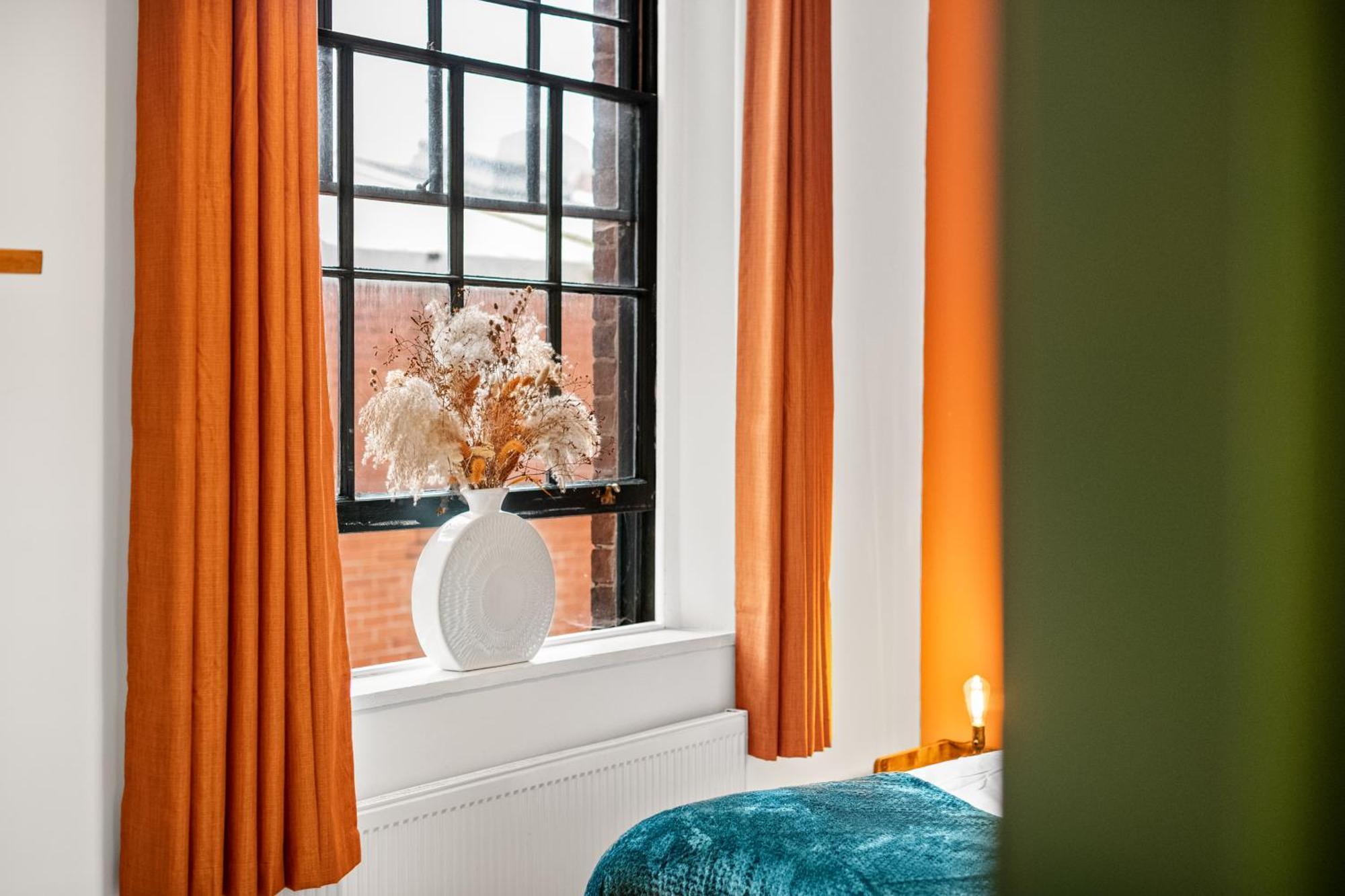 Spacious Birmingham City Apartment Eksteriør billede